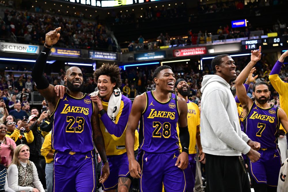 察觉机会并 察觉机会并