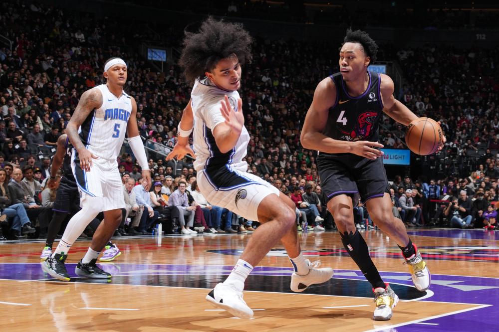 戴并专注比 戴并专注比