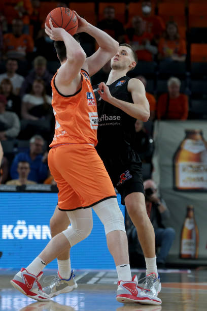 过各自的技 过各自的技